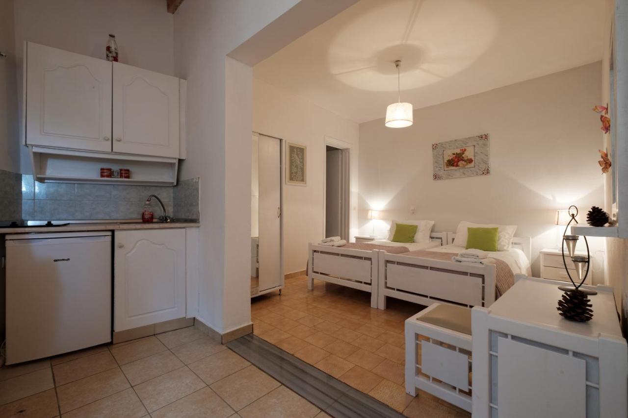 باليوكاستريتسا Eftyxia Apartments المظهر الخارجي الصورة